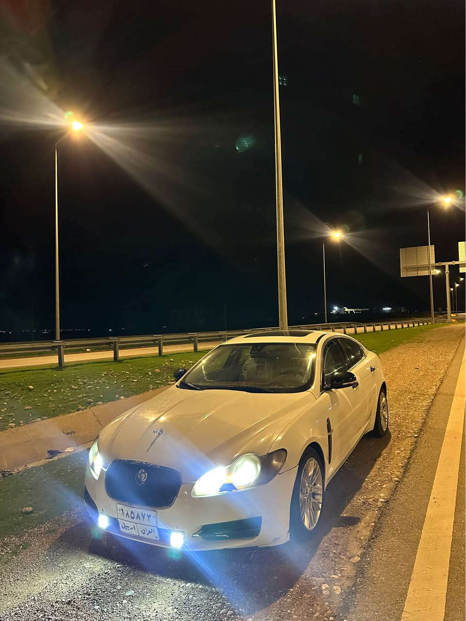 سەرەتا جوان بیخوێنەوە ئینجا نامە بنیرە جاگوار ٢٠١١ ٦پستن مبی سوپەر مەچینە حادی گیر مەچینە تەقەو رەقە تەبرید هەموو بەشەرت سەیارەکە بە ئەوەلیات دەفرۆشم بەشەرت کیشەی مەدەنی دزرای قەرداری هیچ مووشکیلەی تیدانیە بۆ فرۆشتنو گۆرینەوە نرخى ٨٠$مەحامەلە بۆ زانیاری زیاتر پەیوەندی بەو ژمارە تەلەفۆنە بکەن *********** أربيل, العراق
