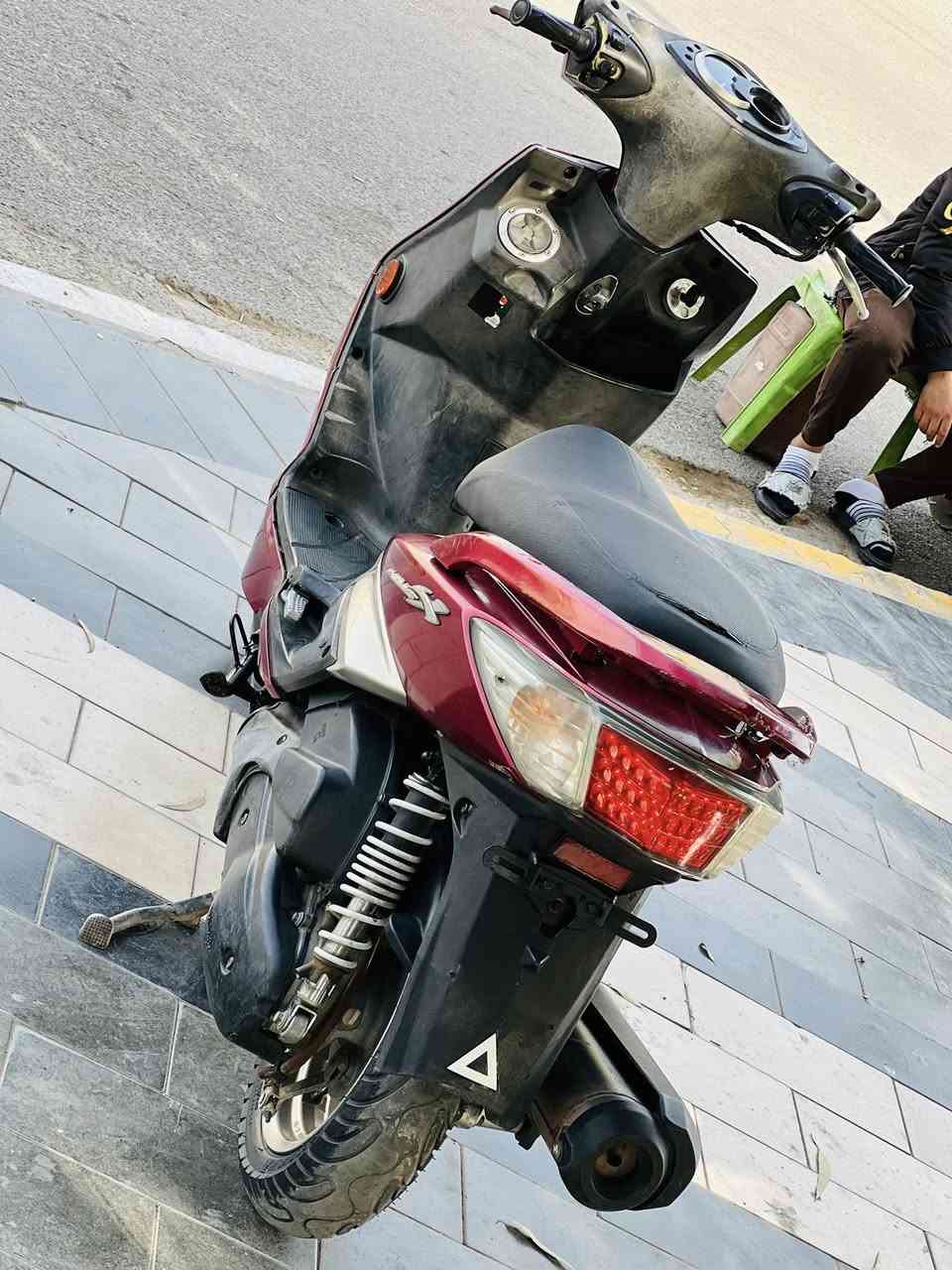 السلام عليكم سكنس فحل حديث نوزل خطين طلاعات مكينه مكفوله كفاله عامه برغي ممفتوح بيه كفرات اصليه شلعه معدل فول كهربائيات كله شغاله مال جناي اوراقه كامله دراجه تتعب تكول جديده  السعر 650 العنوان بغداد  الهاتف ‭ ‭
0771 870 2228‬
