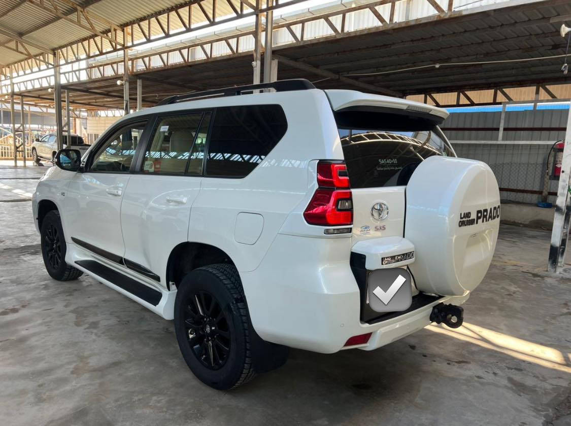 السلام عليكم
برادو  TXS
موديل ٢٣ 
ماشيه ٥٨
شركت ساز 
فول مواصفات
كفاله عامه 
رقم شمالي 
واسط الزبيديه 
***********
