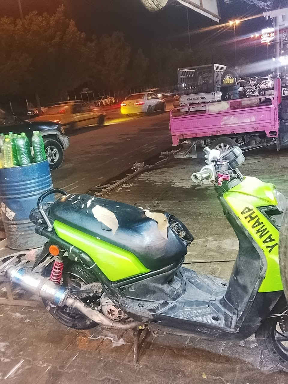 السلام عليكم دراجه سكنس للبيع 650 بيها مجال شيء قليل مكان النجف حي العسكري شغاله
كهربائيات سلف كلهن شغالات


**إذا كنت صاحب هذا الإعلان وتريد حذفه لأي سبب، رجاءا أرسل رسالة إلى الدعم الفني**