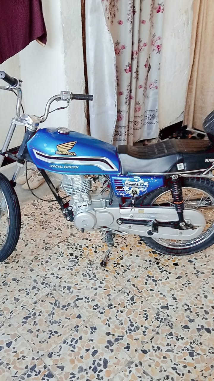 دراجه البيع موديل 2022  تعمير كلك بدون 
‏‪0774 953 4115‬‏
