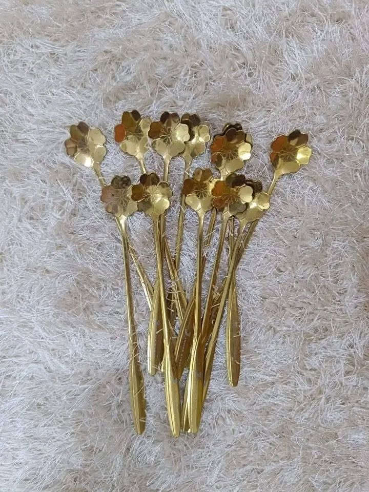 خواشيك وخواشيك چاي السعر قطعه بربع


**إذا كنت صاحب هذا الإعلان وتريد حذفه لأي سبب، رجاءا أرسل رسالة إلى الدعم الفني**