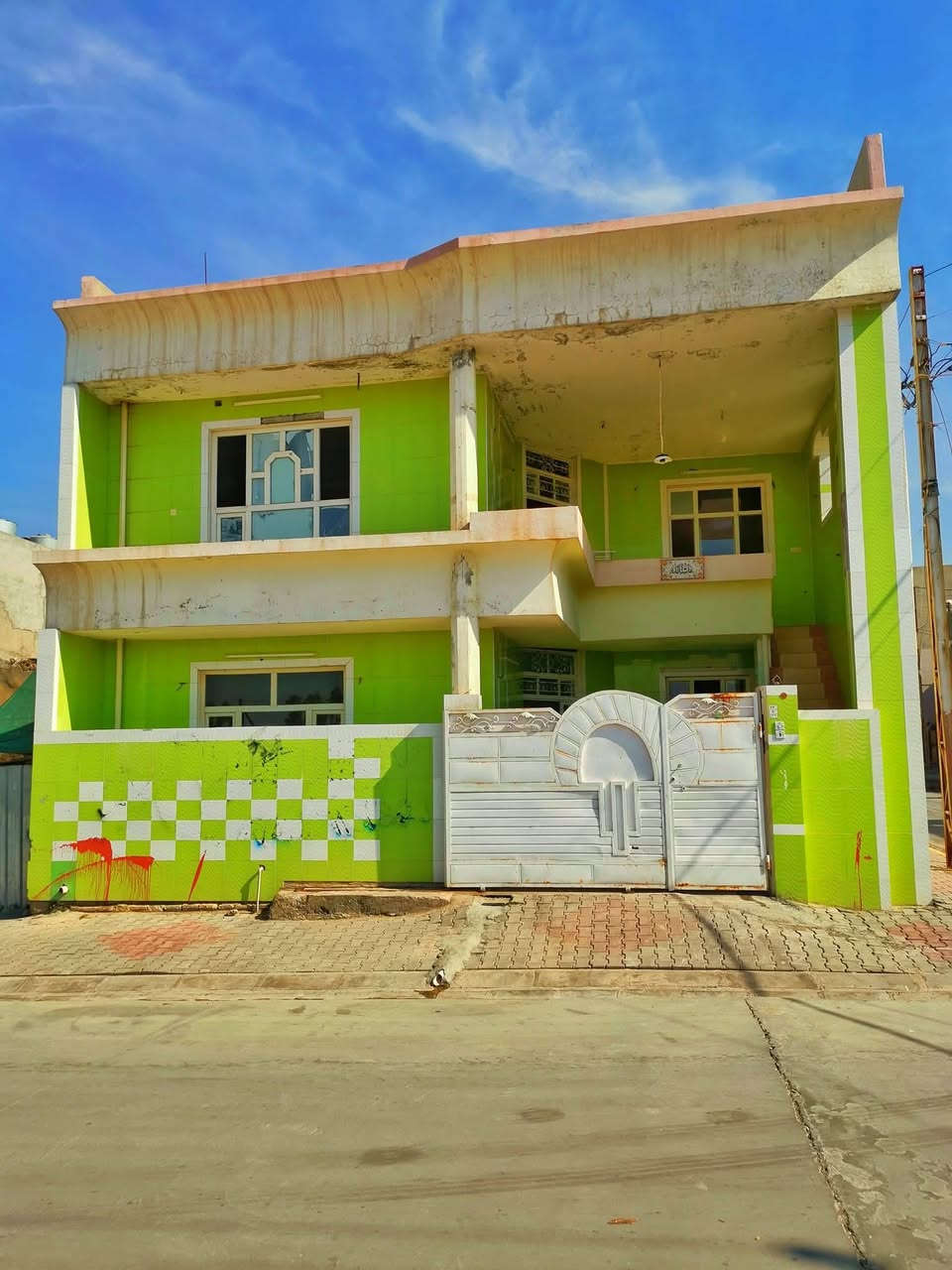 شغلي صباغ بيوت داخلي خارجي سعر مناسب بيت منطقة سيكانيان ***********
