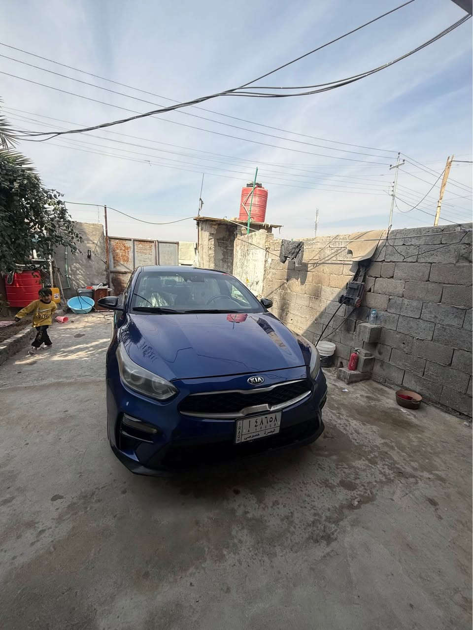 السلام عليكم ورحمة الله وبركاته 
كيا فورتي موديل 2021 جيتي لاين معوقين وكاله عامه
 رقم بصره 
السياره فول مواصفات ماعده التنته. 
كير At المرغوب  
حادثها امامي  بنيد 
وشوي تعديل بجاملق راسلني وادزلك صوره الحادث 
بدون شواصي بدون لغد. 
وبيها طختين أثناء التحميل بلميناء. بارد بس ما اشتغلتهن
السياره مبدل بيها كازكيت فقط. 
ماشيه 46ميل. 
السياره جديده الله شاهد ما ناقصها شي 
السعر 138$ وبيه مجال قليل جداً. 
العنوان البصره التنومه. 
رقم الهاتف *********** البصرة, العراق
