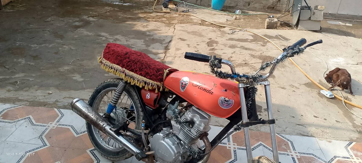 300 دراجه ايرانيه
مكانها بالشايبه محطه القطار
الشراي يراسلني


**إذا كنت صاحب هذا الإعلان وتريد حذفه لأي سبب، رجاءا أرسل رسالة إلى الدعم الفني**