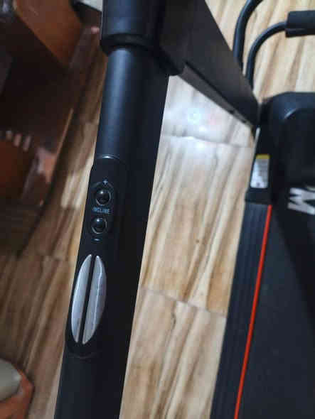 سلام عليكم جهاز جري للبيع يتحمل وزن 120 مستعمل شي قليل اقل الشهر من شركه دريم هاوس العالميه ويجي بي mp3 صوت عالي كوالتي جدا راقي مثل ما موضح عدكم بالفيديو ويجي بي 12 سعره ويجي بي جبلي أيضاً 12سرعه السعر 450 الف قفله 400 للتواصل فقط على الرقم 
***********
