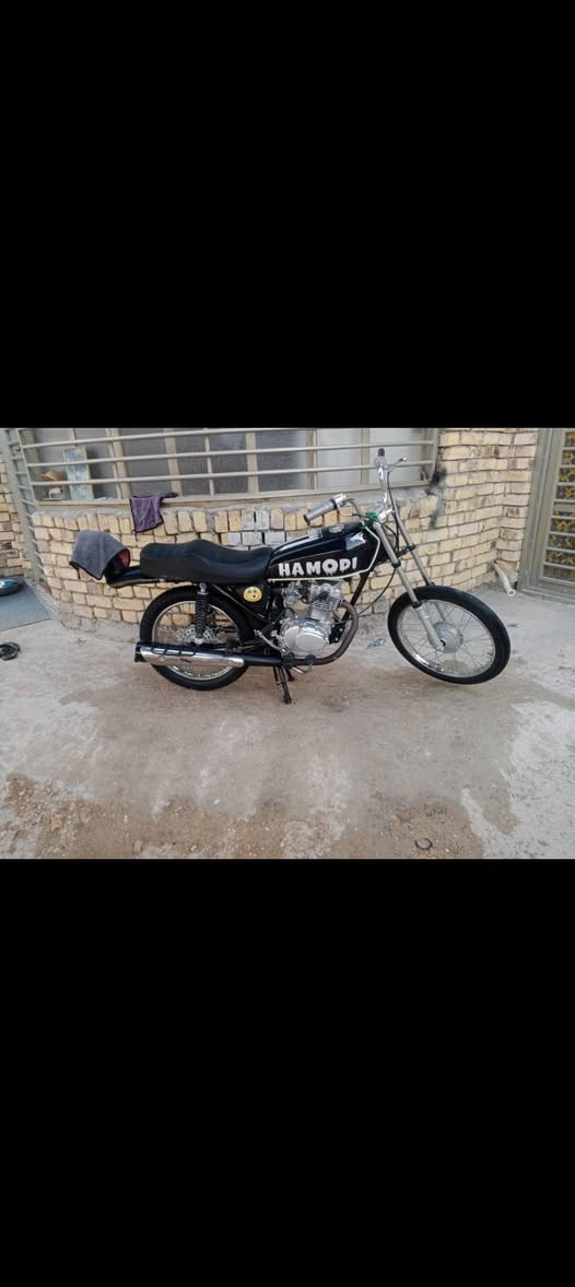 السلام عليكم دراجه اربعه كير اوراق اوصلي بسمي شاصي 20او باقي تعميره 25 دراجه شوفت عينك مكان ديوانيه رقم *********** بيه وتساب
