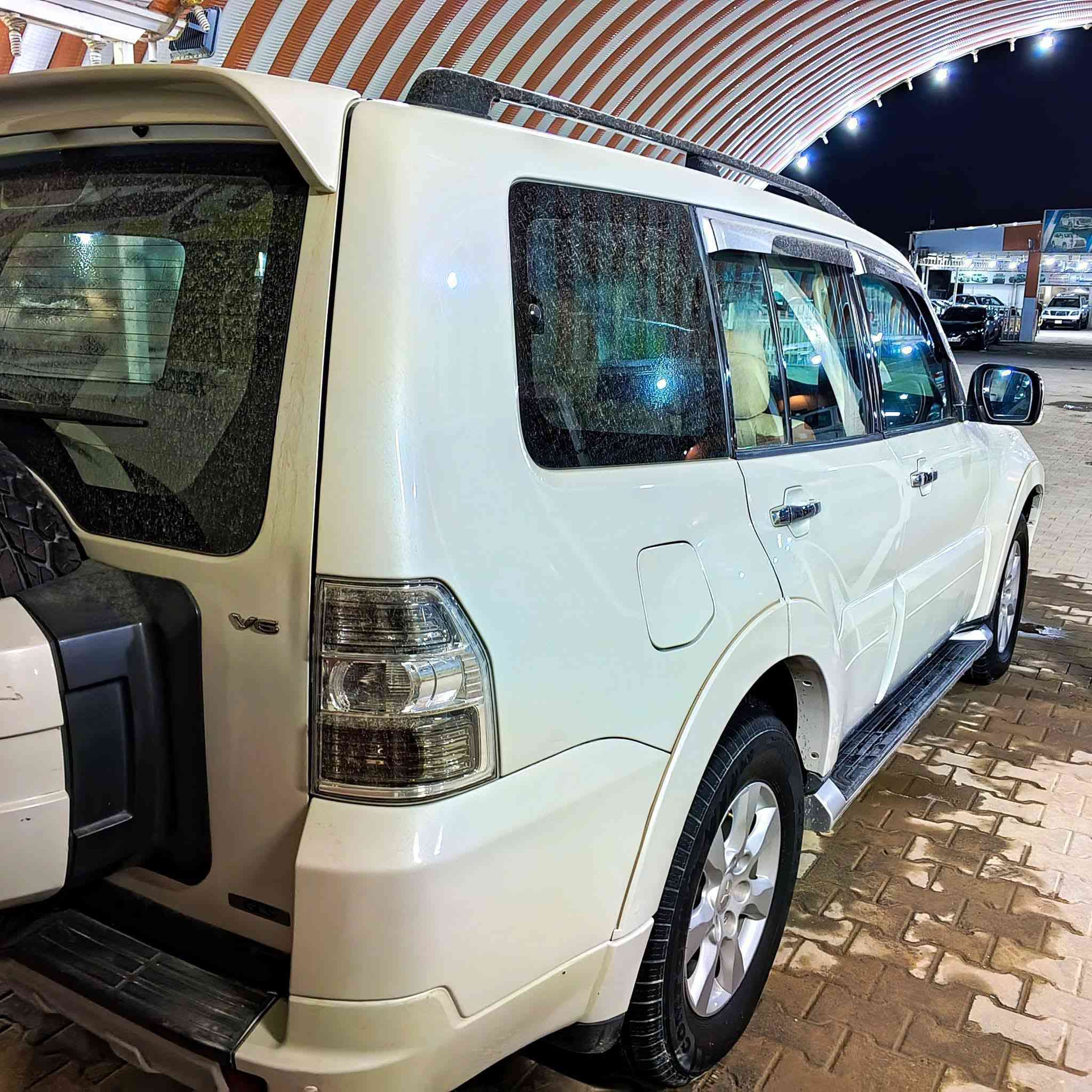 سلام عليكم باجـيرو 2010 حبتور بيها جاملغ صبغ فقط الباقي كفالـة تبريد + تدفئة حدادية جاهزة مكينة وڪير جديدات مڪينة ﴿3500﴾ حساسات أمامي خلفي ڪامرة خلفية تخم تاير جديد رقم نجـف مشروع وطني مسجل شاشه ايباد 4HD سـعرها 148 وبيها مجال للأستفسار *********** مڪان نجف الأشرف... ❗
