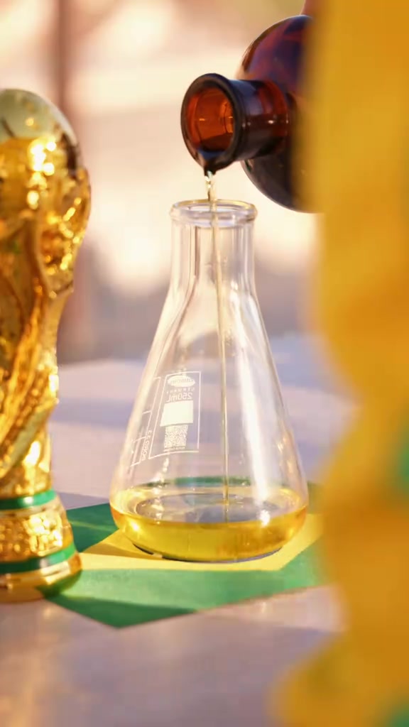 ⁨	ليست مجرد زجاجة عطر إنها قصة مستوحاة من البرازيل صُنعت لعشاق التميز. 🇧🇷✨   #تيك_توك #اكسبلور #الأحمدي_للعطور_المركزة #الشعب_الصيني_ماله_حل #fyp ⁩


**إذا كنت صاحب هذا الإعلان وتريد حذفه لأي سبب، رجاءا أرسل رسالة إلى الدعم الفني**