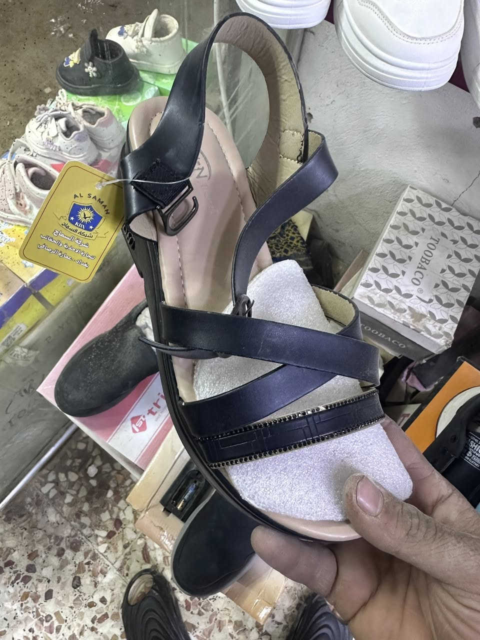 صنادل ولادي بناتي ونسائي القطعه ب3 الاف قطع اخيره يتوفر توصيل لكل الحله حجز خاص


**إذا كنت صاحب هذا الإعلان وتريد حذفه لأي سبب، رجاءا أرسل رسالة إلى الدعم الفني**