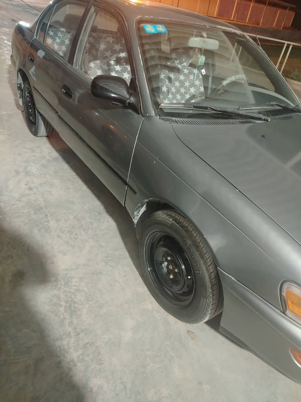 سلام عليكم كورله موديل 95 بلادي ايسر بغداد بسمي سنويه 31 ستوني مجددها مكينه 1800 جديده نقص تبريد تخم تاير باتري جديد حداديه فول مصبوغه عام شنو بيها ضربه مادري بيها تجي تفحص بيدك سعر 58 / ***********.       العنوان كربلاء قرب مستشفئ العباسي الاهلي
