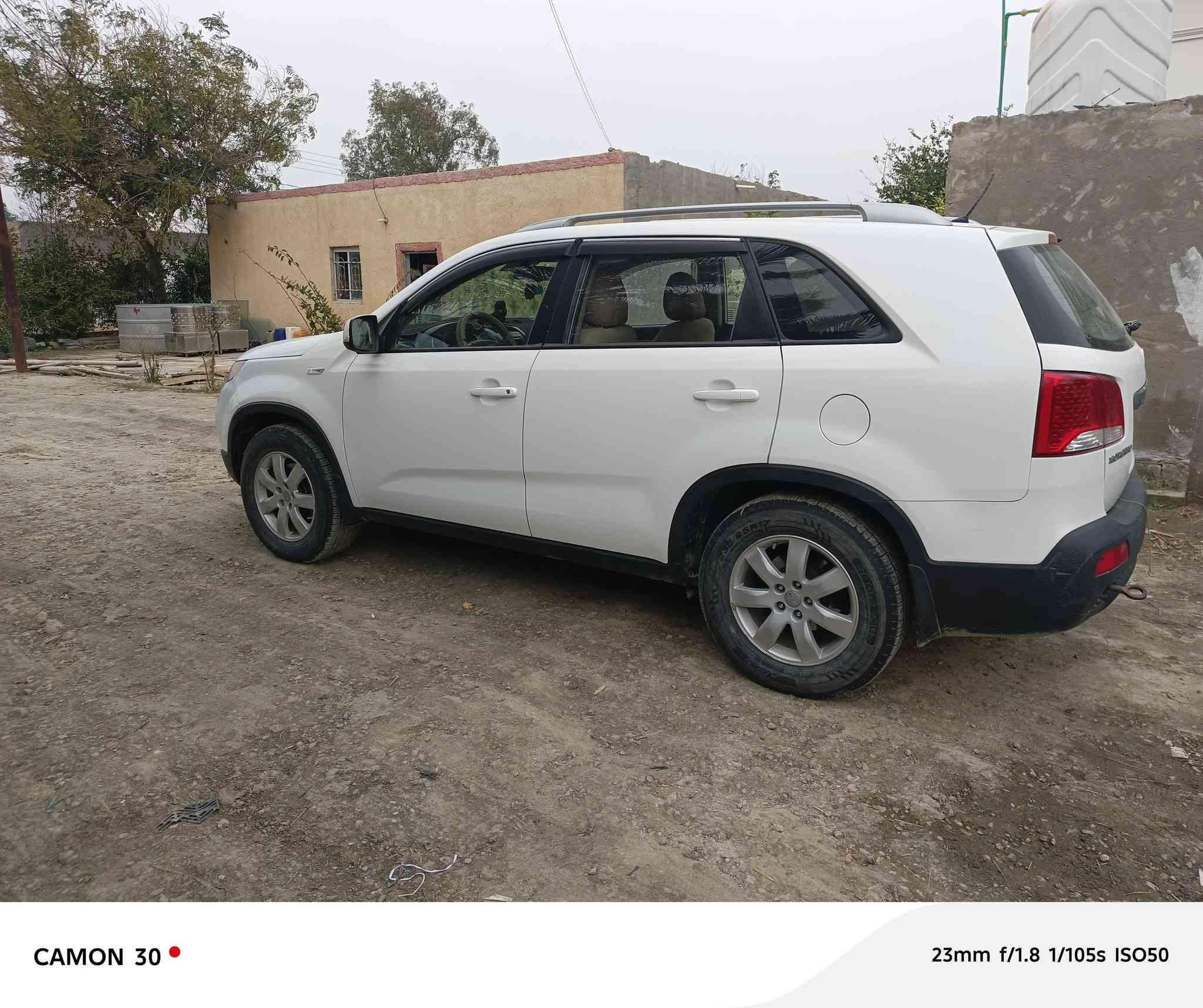 سورنتو ١٢خليجي مكفولة رقم بابل باسمي كير محرك مامفتوح تبريد تخم تاير رقم الماني السيارة جاهزة كل نقص مابيها بيع فقط مراوس مع سورنتو ١٥


**إذا كنت صاحب هذا الإعلان وتريد حذفه لأي سبب، رجاءا أرسل رسالة إلى الدعم الفني**