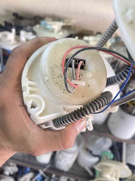 السلام عليكم ورحمة الله 
متوفر قواعد فيت بم كوري كيا صول اصلي تفصيخ 
نظافة 100% جاهزه طوافه فيت بم فلتر 
عنواني واسط كوت توصيل متوفر 
***********”3-078277776
سعر القاعده كامله ٧٥ الف 
#عبوة فيت بم
