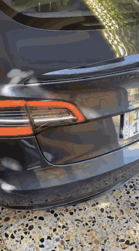 سلام عليكم تسلا موديل 3 موديل 2023 رقم بغداد  دخول جديد بشهر 3 هزه جديده بيه تخم تاير جديد ويل كاب وسياره بيه ستم فايبر داخل وخارج  اي نقص مابيه فول كامرات 360 تسجيل سرقه كامله هويه موصفات موطبيعيه انسه البانزين ودهن ومحرك تشغيل كارت وموبيلالسعر 155بغداد  سياره إف لاين  مرواس احدث تسلا ونطي فرق رقم وتساب حادث بل صور
***********بغداد الغزاليه
