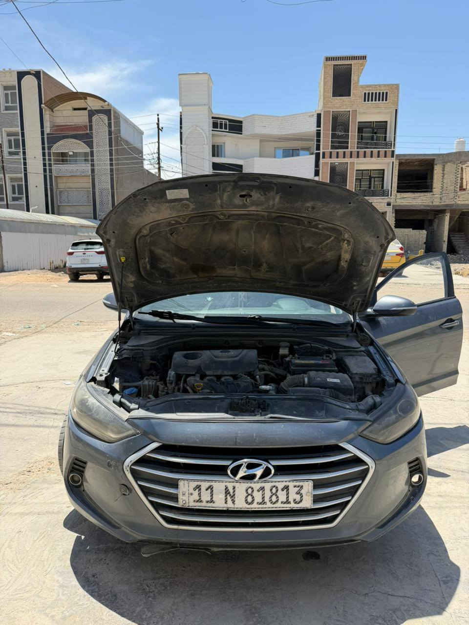 السلام عليكم ورحمة    ***********
🚗 الانتره 2017 للبيع
 👍🏻 تخم تايرات جديد
 💯 حداديه جديده
 🤚 محرك مكفول جديد ببلاد
بيه سياره قطعتين فقط صبغ
سنويه جديده لل 36
هزه جديده سياره
تحويل مباشر السعر 115 $ بيه مجال بصيط حيل
