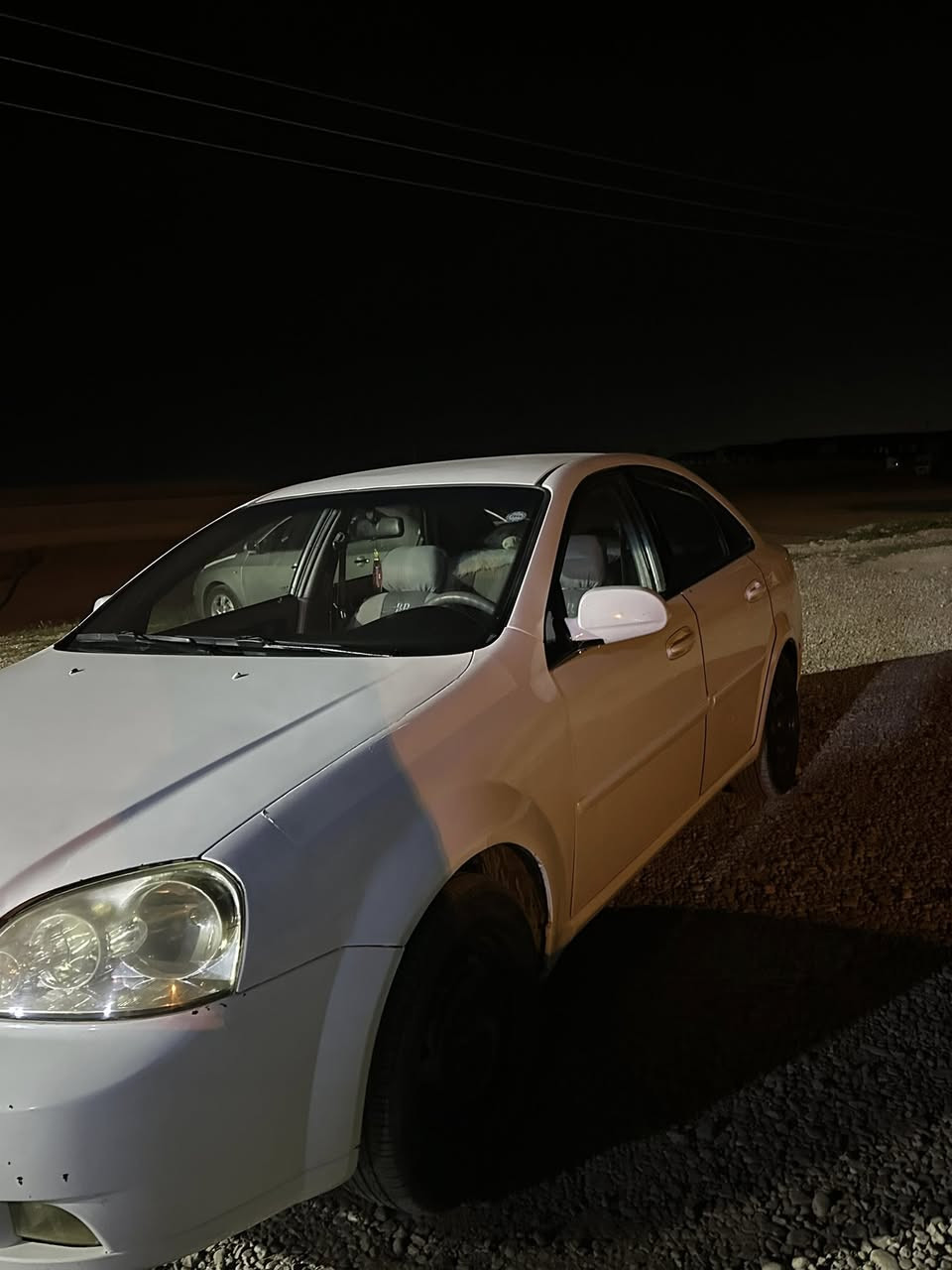 شۆفریت ئۆپترا   سپی ٢٠١٢ قیستەکانە  سەنەوی لەگەلدایە تەبرید سارد و گەرم لە شوینی خۆیدا  گیر ئۆتۆماتیک ٤ جام کارەبا ٤ تایەو ویلی لۆکی لە ژیردایە  سەقفی وەک شوشە وایە  کارەبای بەشەرت هەمویی ئیش دەکات چەملغی لای سەکنی  بەشی پێشەوەی لیدانی هەیە بەلام ناوی نەگرتووە پیش و دوای کەپسە  مەکینەی وەک سەعاتە شاشە ئایپاتە. ناوەوەی وەک شەریکە ماوە لۆک لۆکە سەیارەی مالانە هی مەعرەز نیە گێر و مەکینەی بەشەرتی ١٠ فیتەر. زەربەو لیدراوی نیە   لە ڕووبەرو لە رەسمەکە جوانترە 
سعرە ٥٣ماجال
***********
وەتس ئاپی لەسەرە
