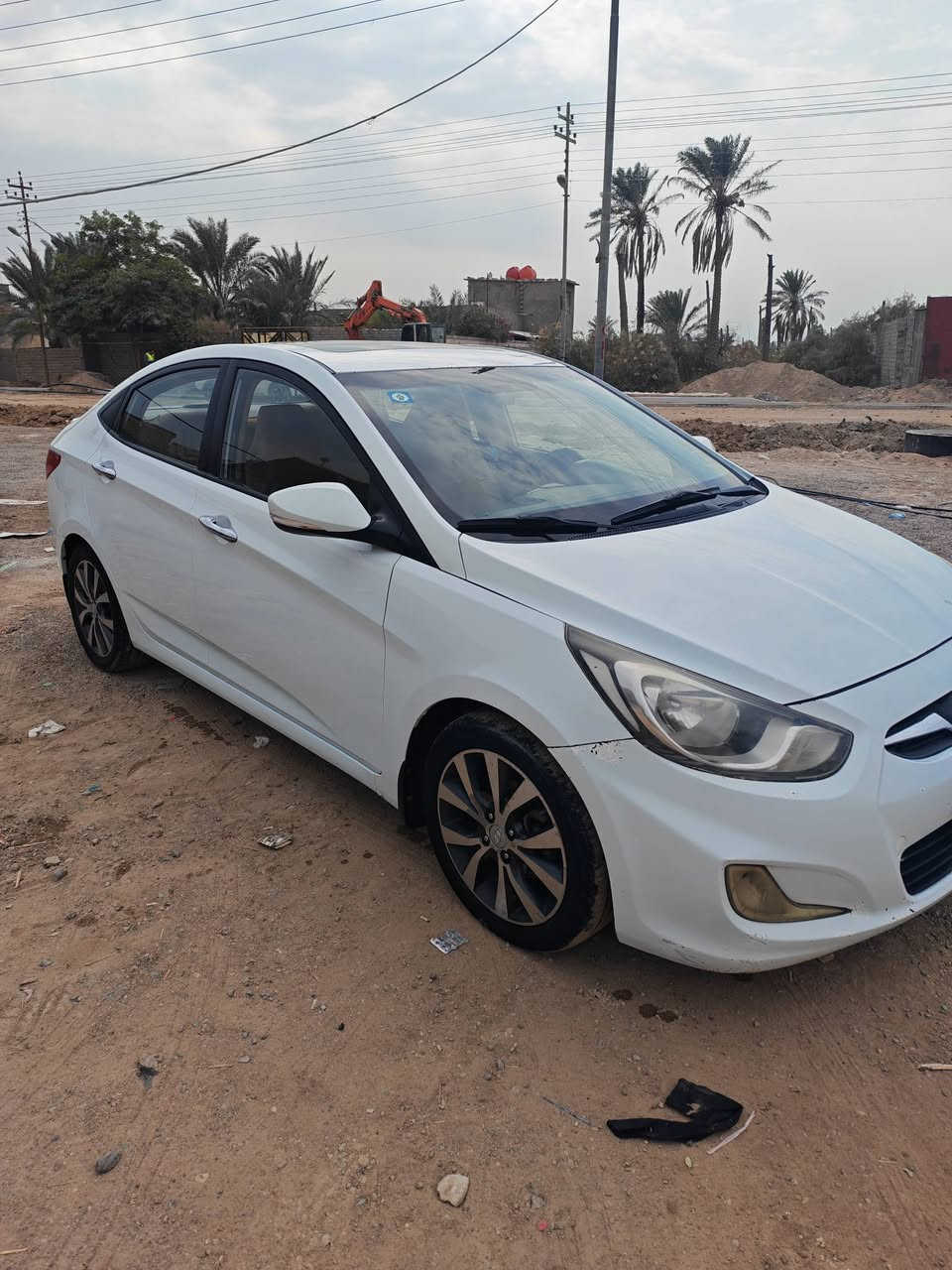 اكسنت خليجي 2015 مكفولة السيارة جاهزة ونضيفه مكاني قضاء المدينة السعر 98وبيهه مجال***********
