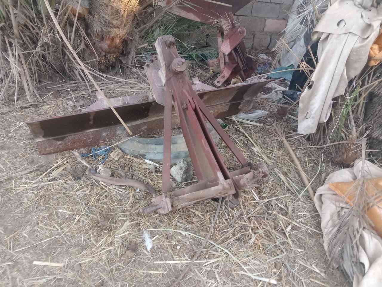 معدات مكينه لبيع ***********
