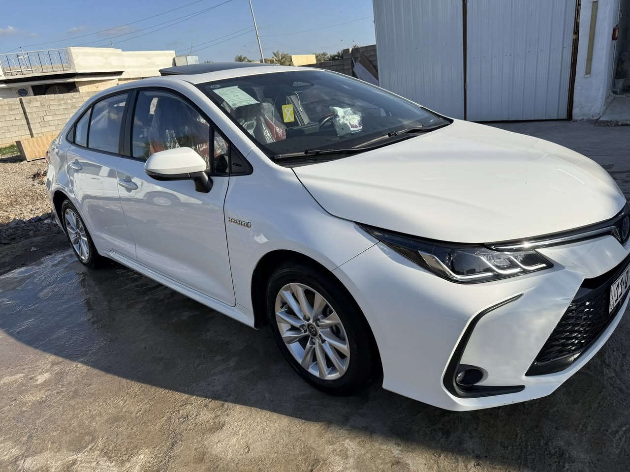 السلام عليكم
للبيع كورلا هايبر 
موديل ٢٠٢٤ 
رقم بغداد بسمي
كفاله عامه ما عده الرصعه هاذ الي بل هلال 
ماشيه ١٣ الف 
 مكان السياره صلاح الدين الضلوعيه 
رقم *********** 
السعر 150 بيها مجال قليل
