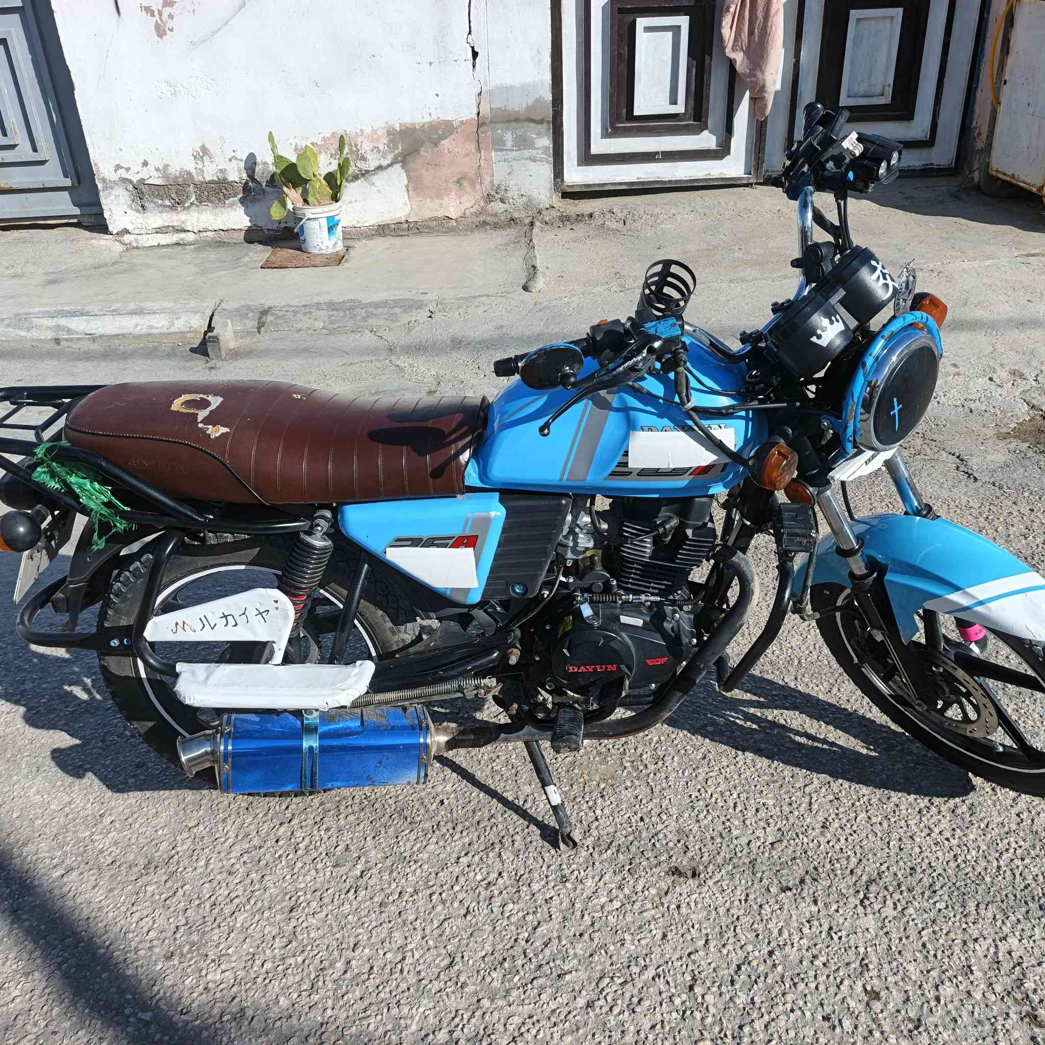 ديوان نفخ 2023 نضيفه وكامله للأخير مابيه نقص برغي واحد مجبمزه ومرتبه ومال جناي على ايدي بيه مكينه زيرو مصارله سبوعين منشديته كابريتر جديده دسكات امامي خلفي جدد كوبلن وزنجيل جدد ابو لربل تايرات امامي خلفي جدد وشرط ياباني اصلي بيه وبيه الستان طاك وملحوم صالنصه  رياضيه صوته حلو وناعم بيه زنون يعمي العيون وهورن كوستر بيه مختصر يعني كلا جديد هاي تفاصيل كلها كدامك لتكلي بعد شبيها مابيها للاستفسار الاتصال على *********** مكانها كربلاء
