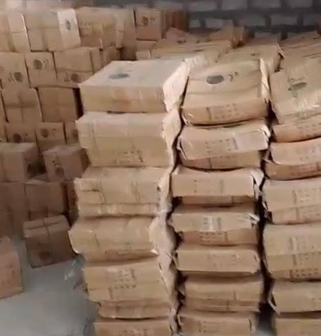 ٠٠٠يالله ٠٠٠
اللهم صل على محمد وآل محمد 
الى زبائننا الكرام 
تم وصول صينيه ستيل عنب 
***********
***********
