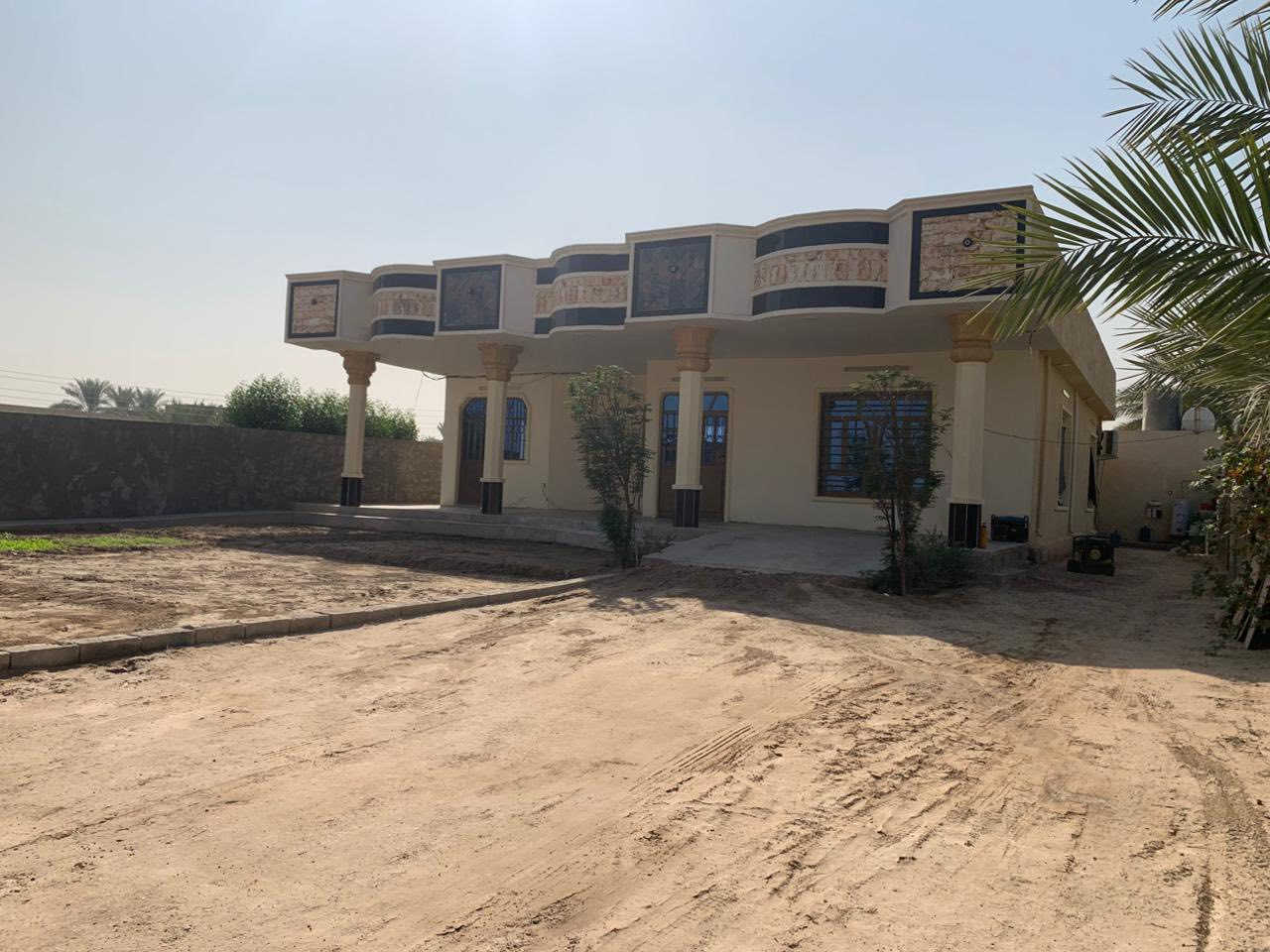 بيت للبيع
المكان الزويه يم الگنطره الزرگه 

مكون البيت  🏠 
استقبال 
هول 
صاله 
ثلاث غرف نوم 
حمام 
مطبخ خارجي 
المساحه الكلية مع الدار دونمين 
البيت كامل من كلشي اي نقص ما بي 
ماي + كهرباء +مولد سحب 
طابو زراعي سند 25 
السعر والاستفسار على الرقم 

***********
