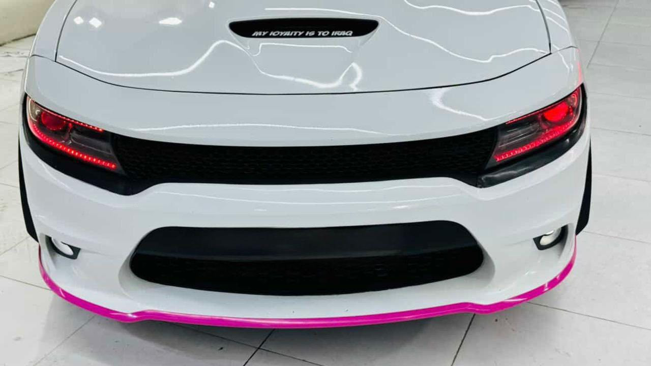 سلام عليكم جارجر 2019  رقم بصره تحويل ثاني يوم
محركه 5700
موصفات RT
سياره جديده مناقصه اي شي
الحادث مرفق بلصور
فقط بيه جاملق مصبوغ والجاملق الثاني
بارد  كما موضح بلصور. 
السعر (185)$

للاستفسار الاتصال
***********
