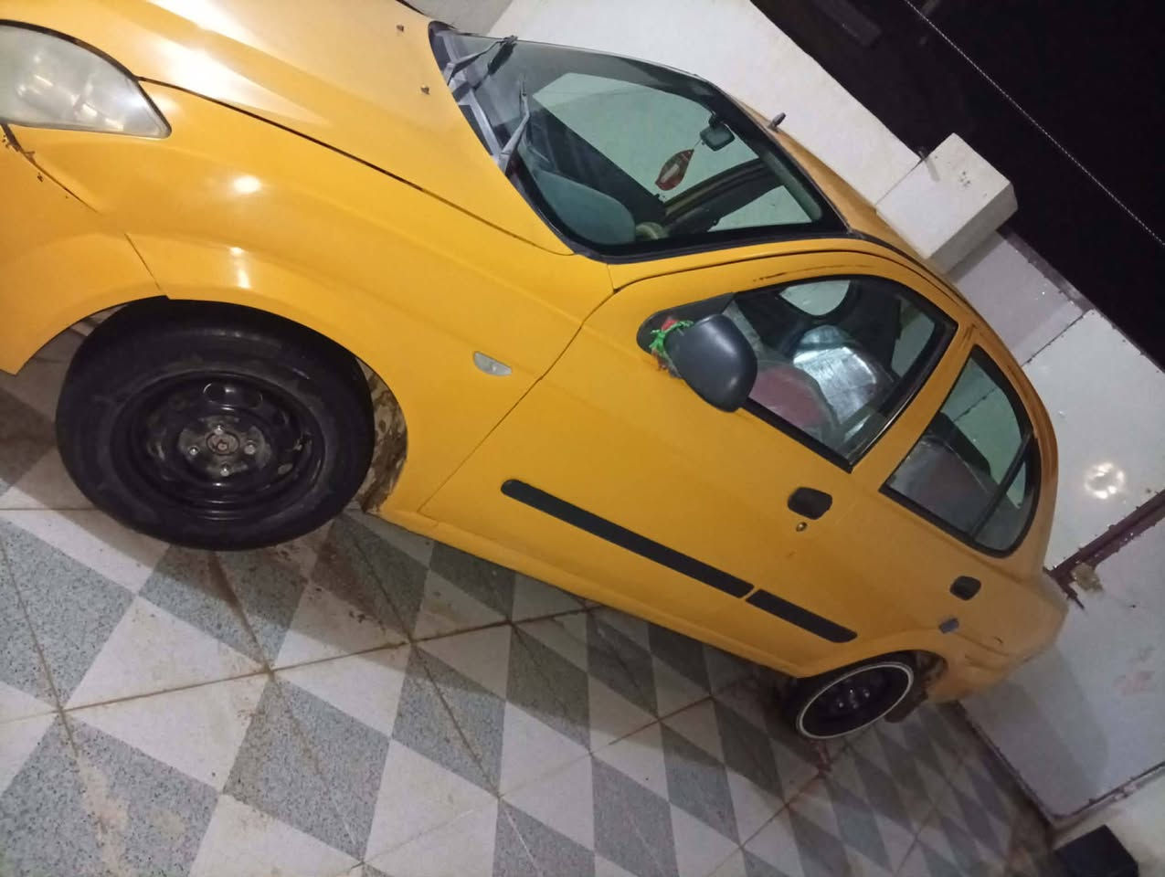 سلام عليكم طيبه موديل 16مكفواله كفاله عامه مكينه وكير كفاله عامه حداديه جديده سياره  جاهزه من كلشي رقم واسط دولي سنويه لا 30 تحويل ثاني يوم مكان السياره كوت مركز المدينة السعر 36وبيه مجال الاستفسار الاتصال على الرقم ***********
