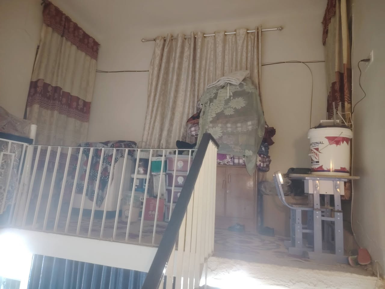 السلام عليكم دار للبيع المساحه 100 متر الدار زراعي الموقع نادر  الثانيه شارع الكبان رابع بيت عن شارع الدار من بناء ومن ترتيب كلش حلو وبي كامل الخدمات للاستفسار ***********
