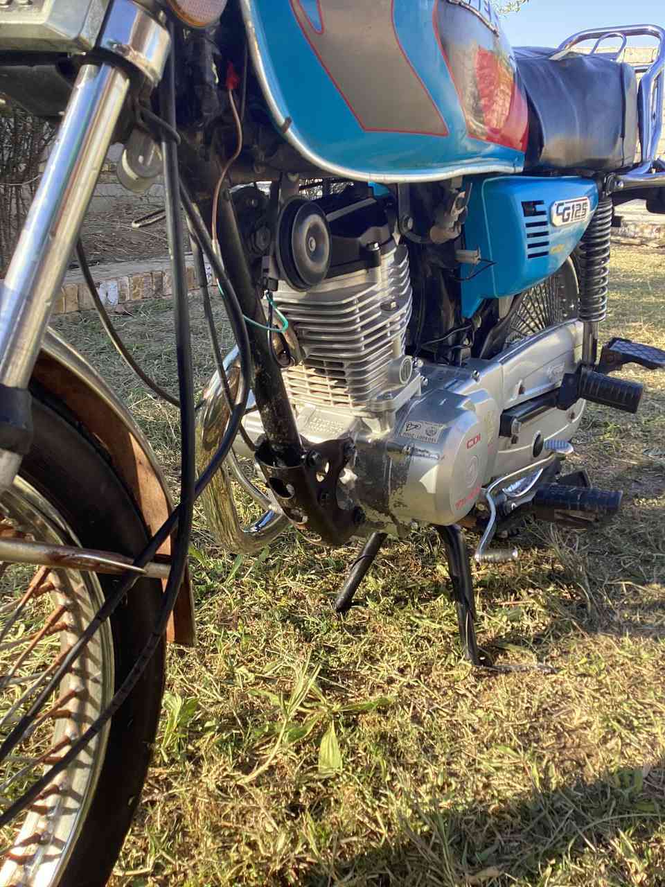 سلام عليكم دراجه تايگر 2021 الدراجه جديده وما مفتوحه  كهربائياته شغاله مكفوله عنواني ديوانيه دغاره السعر ٤٩٠ للأستفسار ***********
