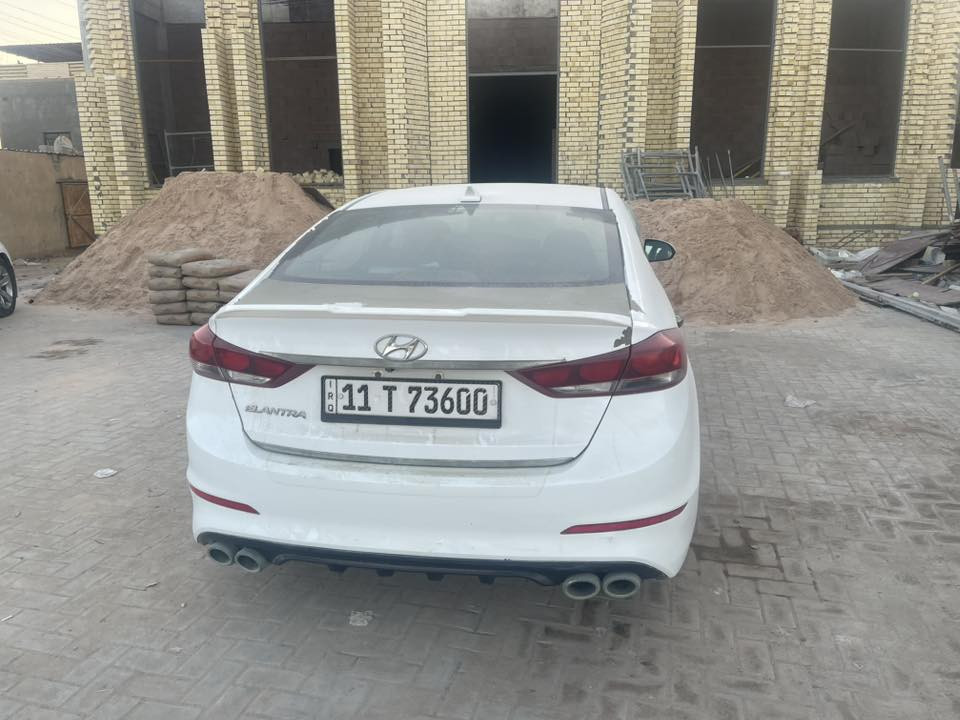 سياره النترا موديل 2017 وارد أمريكي بدون ضربه مكينه كير حداديه حداديه جاهزه بانزين وغاز 
سياره بسمي 
مكان البصره 
سعرها 125 ورقه 
***********
