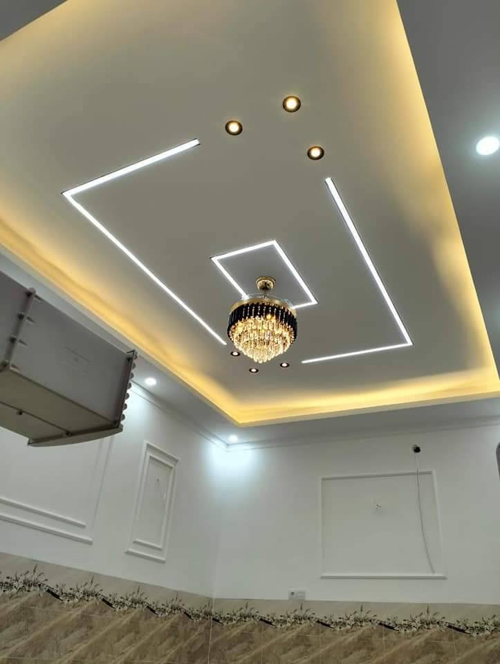 اسلام عليكم..
من أعمالي ديكورات جبس بورد وسكة حديد 
وبأسعار مناسبة أن شاء اللّه ينال إعجابكم 
***********
