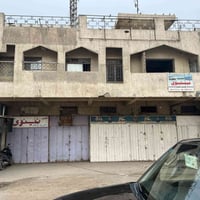 بناية ٣٠٠م • شارع السايدين • ٣ محلات