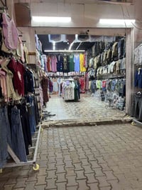 سوق القياره • ملابس