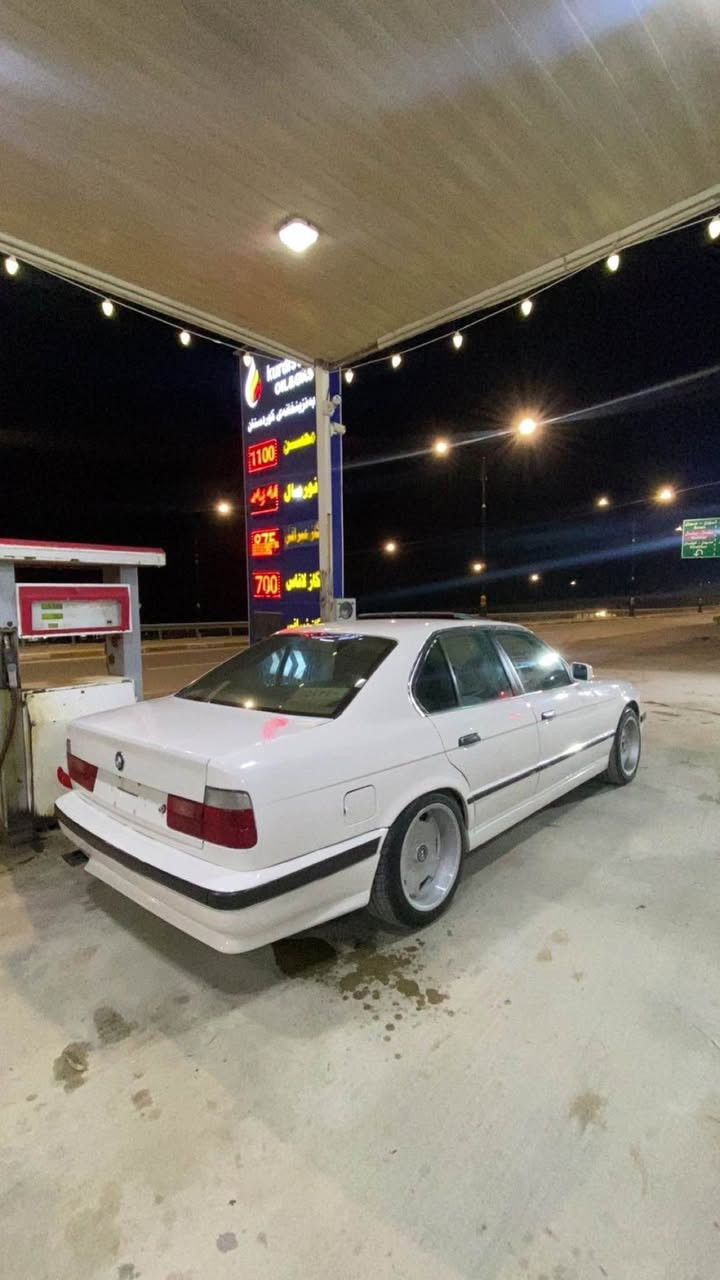 bmw 1991  
520 گير عادي كير مةكينة اكسل كارةباي بةشةرت سبخ بيلادي أربيل, العراق


**إذا كنت صاحب هذا الإعلان وتريد حذفه لأي سبب، رجاءا أرسل رسالة إلى الدعم الفني**