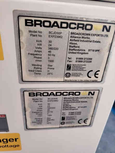 تم بحمد الله تعالى وصول مولد جوندير 3سلندر 30KVA
اجويتر سيت بلادي نظام حماية كامل تشغيل أو إطفاء ذاتي مكينة أوربية غير مشتغل بالعراق عداد العمل700ساعة مشتغل 30KVA نضافة 90% زورنة في موقعنة ديالى بعقوبة الصناعة الثانية مقابيل نهاية حي المعلمين
للاستفسار الاتصال على الأرقام التالية
***********
***********
من الله التوفيق
