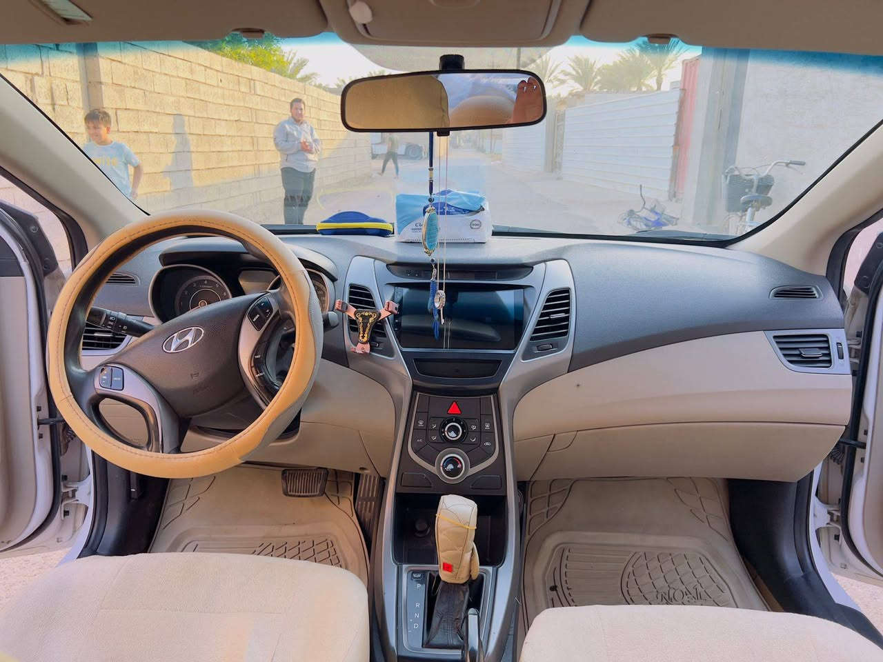 سلام عليكم
للبيع النترا موديل 2015 خليجي 

سياره جديده ماشاءالله مال جنايه للشراي 

ضررها بابين يمين ع بارد خفيف وصبغ شبر بالصندوق فقط وسونار سياره موجود 
سعر 130وبيها مجال 

اللاتصال ***********/***********
