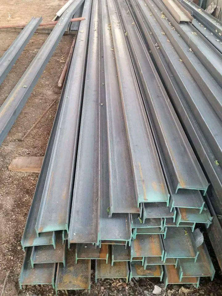 سندويج جديد وشيلمان وشخاط وزوايا 
وجينكو وكافه انواع الحديد متوفر 
البصره للاتصال *********** بي وات ساب البصرة, العراق
