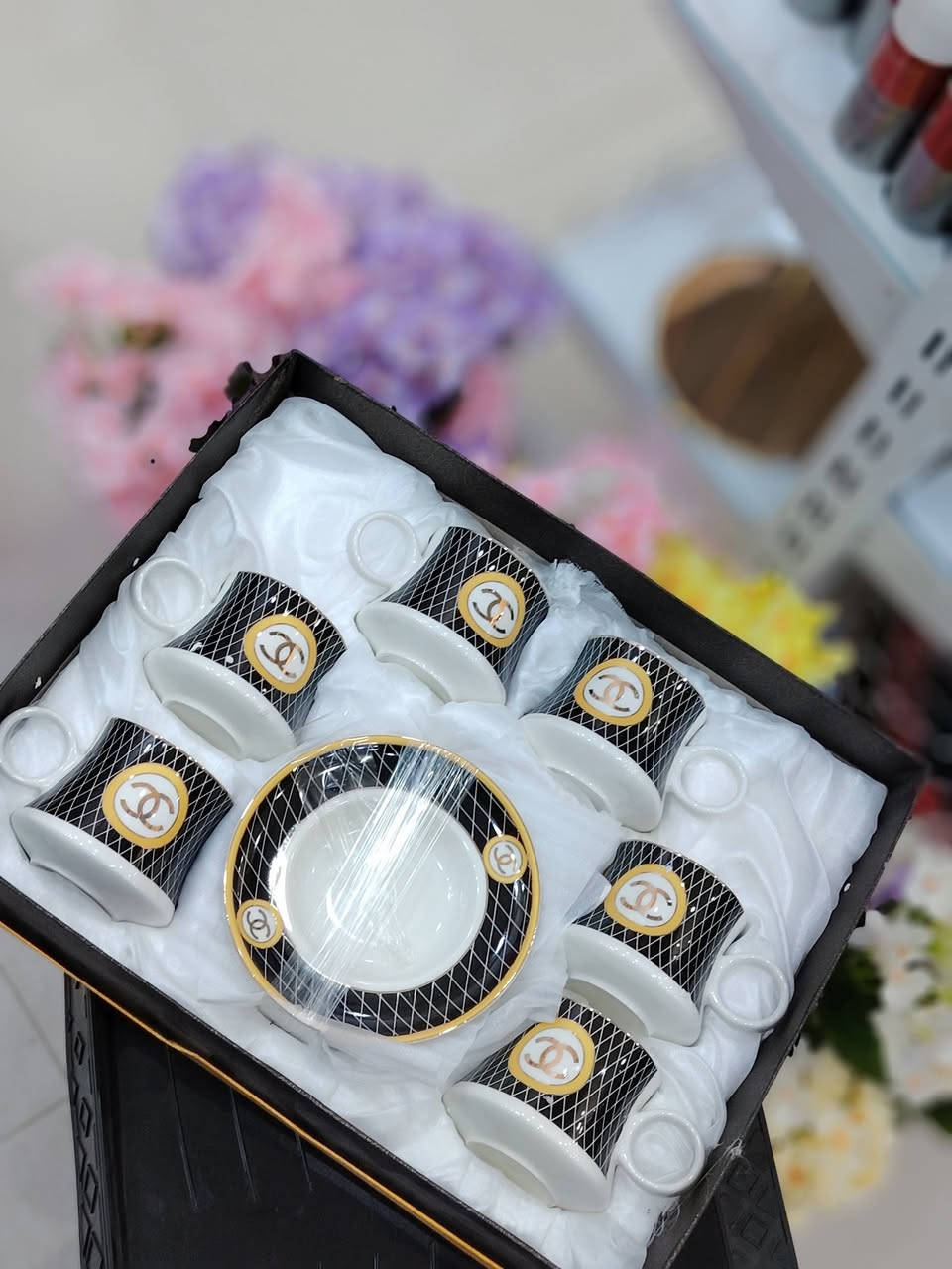 سيت متكون من 6 قطع مع صحون
متوفر بحجمين
الكبير 12،000
صغير 9،000


**إذا كنت صاحب هذا الإعلان وتريد حذفه لأي سبب، رجاءا أرسل رسالة إلى الدعم الفني**