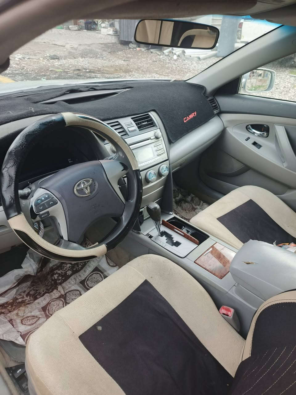 كامري 2009 امريكي حزام صبغ كير محرك شرط ضربة بلحوض وضربة بشاصي تحويل وكاله بشرط غرامه 800$دولار ينزل من سعر ***********سعر 77 قفل
