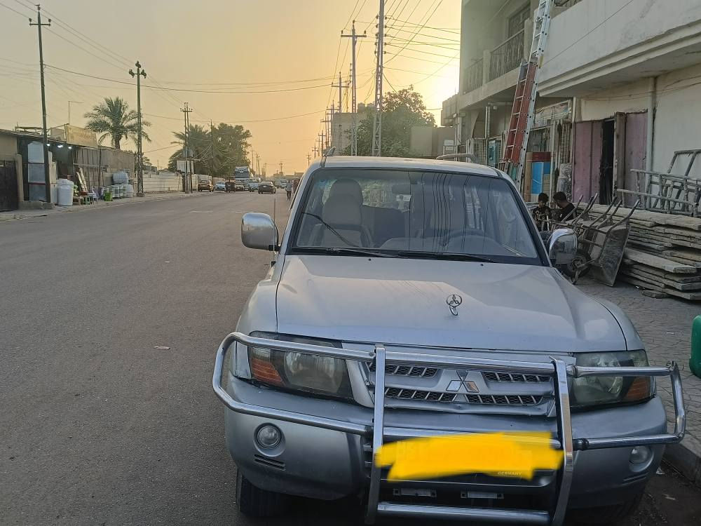 سيارة بايجيروا 2004 بيها قطعتين صبغ  كير و مكينة خير من الله المكان بغداد منطقة العماري  وبيها مجال حك الجيه *********** بغداد, العراق
