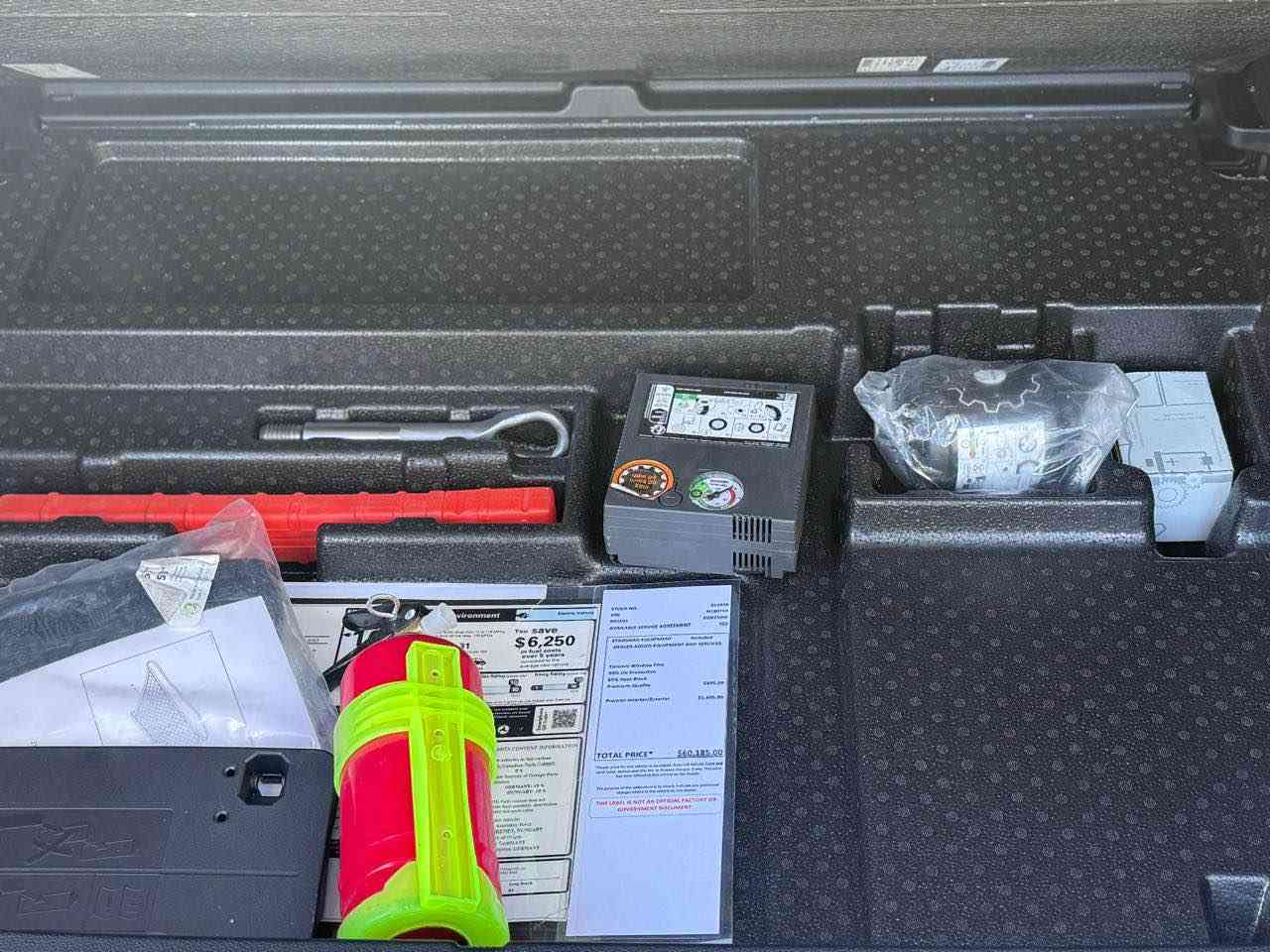 مارسدس 
EQB 250 +كهرباء فقط🔥

سنه الصنع: 2024
المسافه المقطوعه: 4375mi الف ميل 
 

مواصفات

حساسات امامي و خلفيه و جانبيه -
تخزين كشنات -
لدات متغيره بداخل السياره -
رادار امامي -
عدادات دجتل متغيره -
٤ وضعيات قياده -
سياقه ذاتيه -
تبريد قطعتين -
مثبت سرعه-
نقاط عمياء-
كشنات جلد-
مري شفط-
بنوراما 
توقف ذاتي 
__________________________
السياره تمشي 500الى 520 km
تشحن بشاحن 32A و 16A-
رقم: بغداد 

حادث السياره
فقط دعامية 

ايرباكات: برده جهة وحدة واستيرن رجعتة كبسولة 
يعني فقط بردة 

السعر:278$ قابل للتفاوض 
للاستفسار *********** بغداد, العراق
