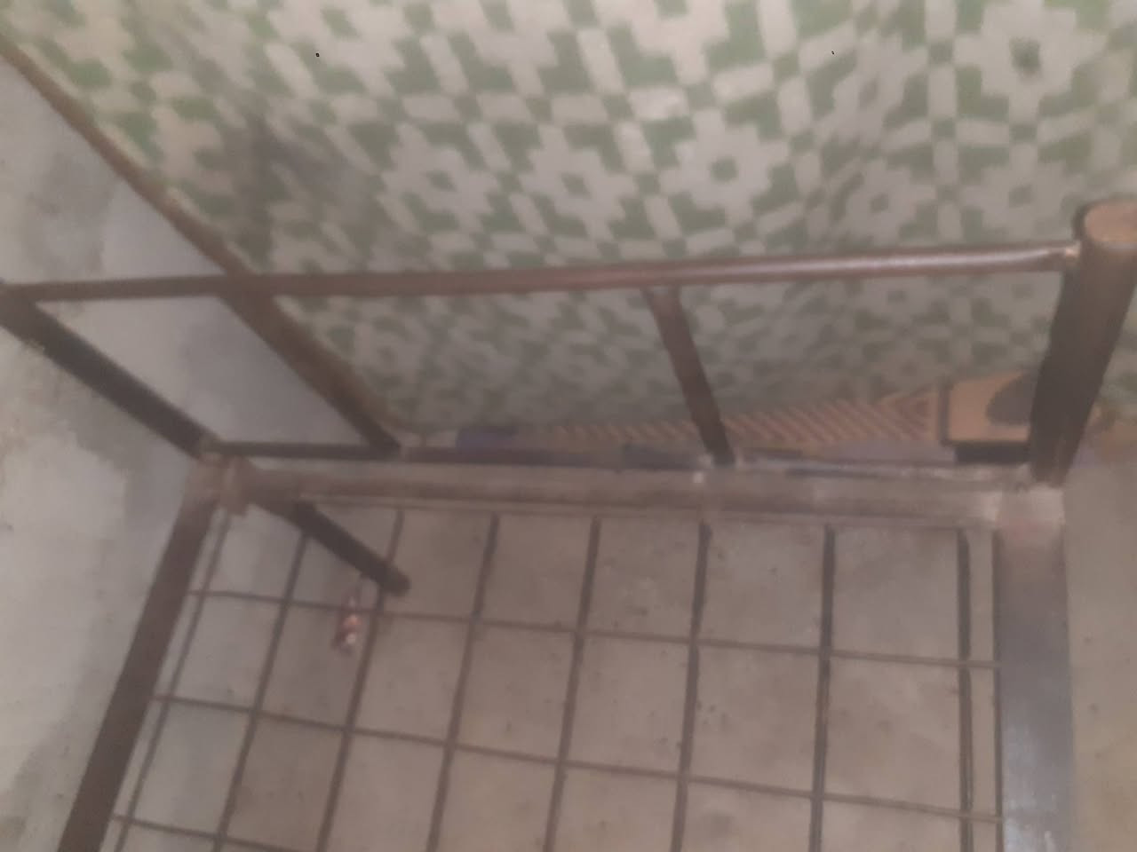 بسبب الختلاف إعادة النشر من رخصه الادمن قريوله للبيع طول مترين تقريبا
وعرض ٩٠ سعر ١٥الف موصل الأيسر


**إذا كنت صاحب هذا الإعلان وتريد حذفه لأي سبب، رجاءا أرسل رسالة إلى الدعم الفني**