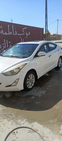 النترا • ٢٠١٥ • باسمي زبير