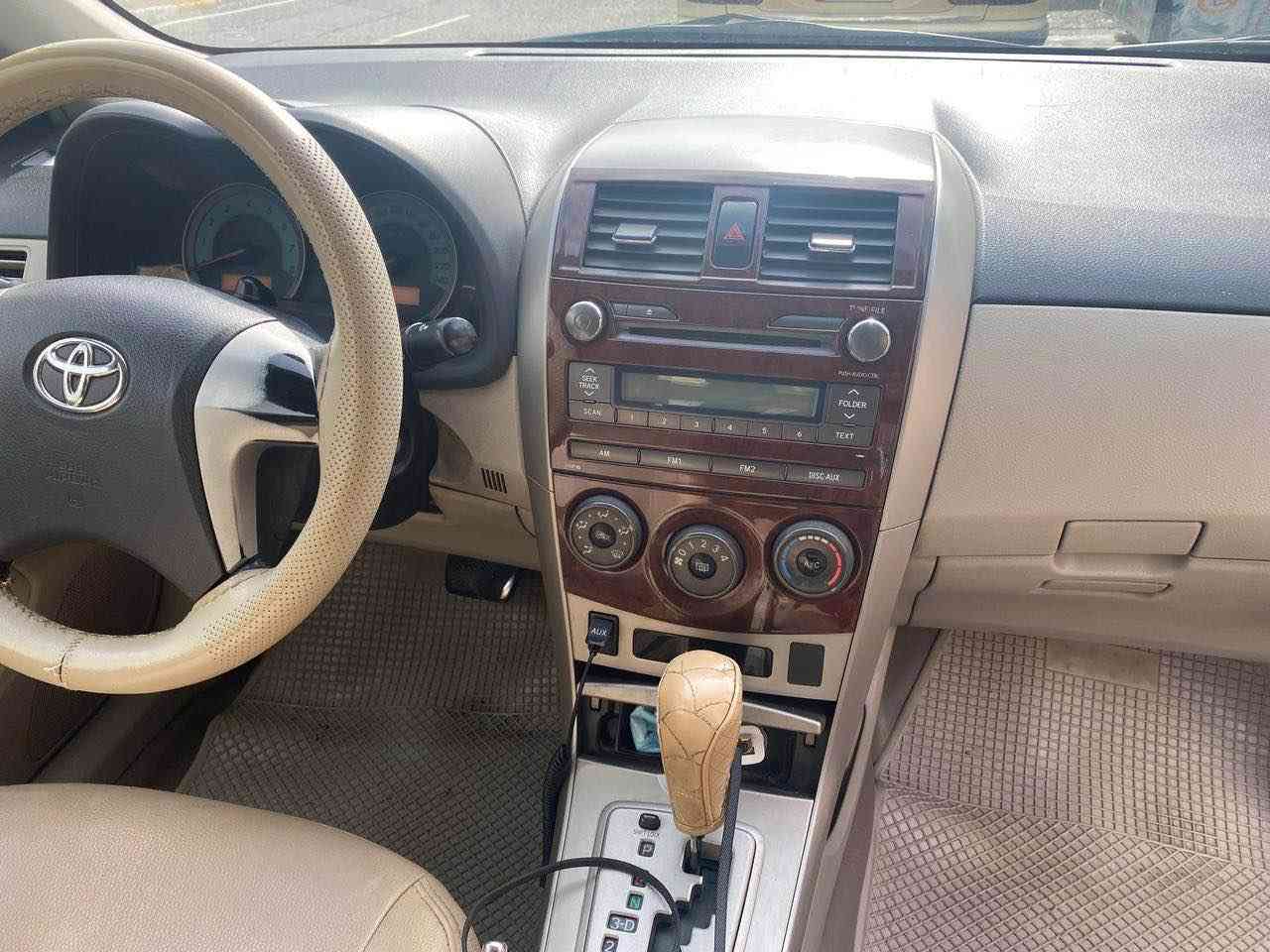 كرولا ٢٠١٣ 
بيلاد سپورت
بيلاد سپي 
ره قه مو سه نه وي تا ٢٠٣٠ تازه يه 
به ناوي خومانه وه يه له سفريه وه لاي خومانه 
بيلاد ناو فورميگا 
مه كينه ي نه كراوه ته وه 
ته نها پيشي قريچيكي هه يه ناوي نه گرتوه 

0770 767 5252 السليمانية, العراق
