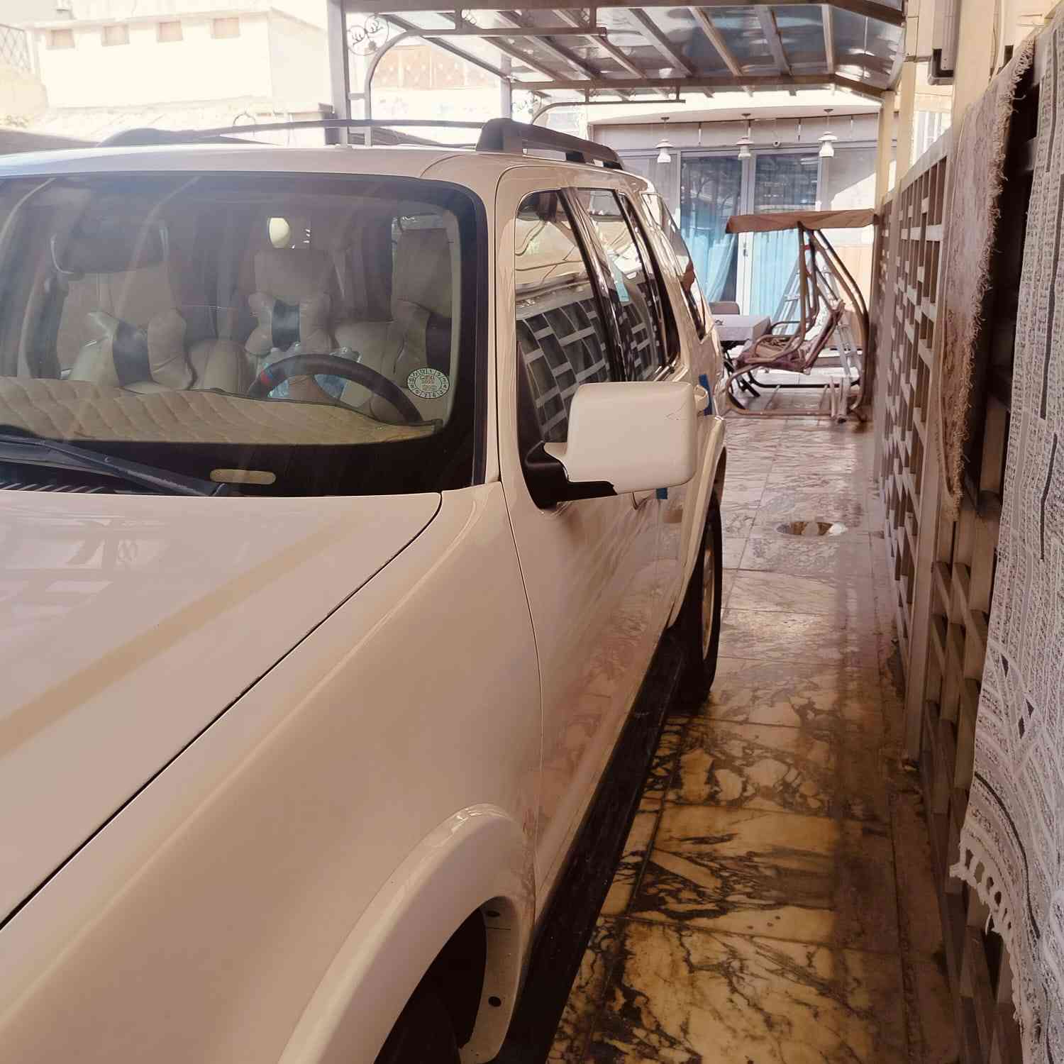 فورد اكسبلور. 2010
بدون ضربه بدون بارد 
فقط خدوش بسيطه جدا. كلين. سلايد روف تدفئه تبريد كشن امامي كهربائي كير محرك جديد وارد يابان 
فور ويل 
الداخل نظيف جدا جدا كير اوتماتيك
تحكم ستيرن 
الصدر جديد شاشه 
كامره خلفيه
فتحه فيت بم عمل اورجنال
ويل كب
سبعه راكب
تخم تاير جديد 
السعر    125 ورقه
المكان بغداد الوزرية شارع المغرب 
***********
