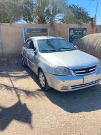 اوبترا ٢٠٠٥ مصبوغه صبغ عام جماليه بدون لا ضربه ولا تبدل ولا طخه ماعده ...
