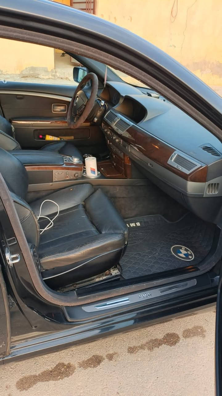 ﷽
BMW 745i 2002
بي ام دبليو  أسود ملكي محدث كامل 2008 نفس اللون بدون صبغ وارد يابان 
المكان🌆: محافظة واسط الكوت مركز المدينة               السعر💵:110$
تليفون📲:*********** /واتساب أو اتصال 
----------------------------------------
▫️محرك ثمانيه سلندر 
🔹گير و محرك بشرط 
🔹بدون صوت و صرف و خلل بشرط فحص
تبريد ثلج منضومة جديدة 
كفاله من الصبغ والضربة ماعدا طخه بالهلال الجاملغ الخلفي الأيمن... 
مواصفات
{{ بصمة - سلايت - 4 أبواب شفط _ صندوق شفط دكمه كهرباء_داخل اسود - خمس پردات  - تليفون - ماوس - كشنات جلد - كشن تدفئه - كشنات كهرباء - كشن و ستيرن خزن - سيدي جنجر - تبريد مركزي   - نظام الصوت لوجك 7- بريك اوتو بصمة - دبلات كهرباء _مراي شفط
5 ويل كب _تخم تاير 
-----------------------------------------
رقم السيارة دهوك مميز بأسمي
سنوية لحد 2029
-----------------------------------------
