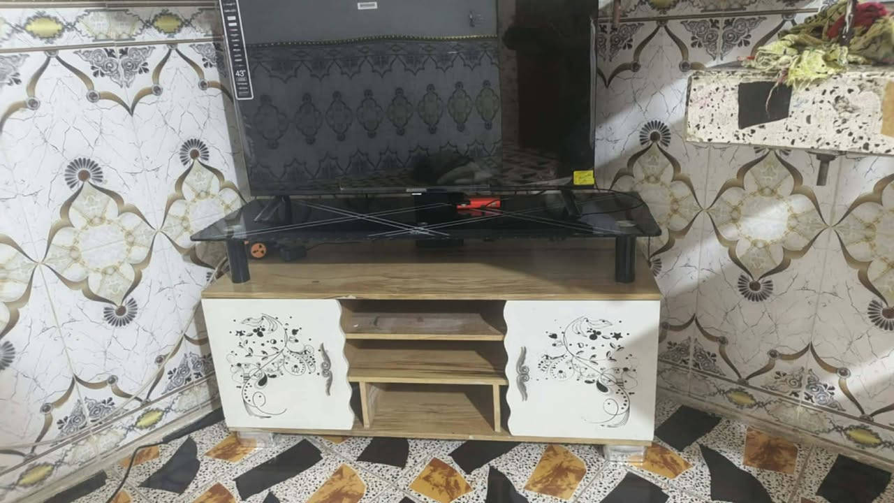 السلام عليكم ميز بلازمه كلش نضيف مابي ضرر سعر 35مكان مسيب حي المعلمين الدوب الإتصال برقم ***********
