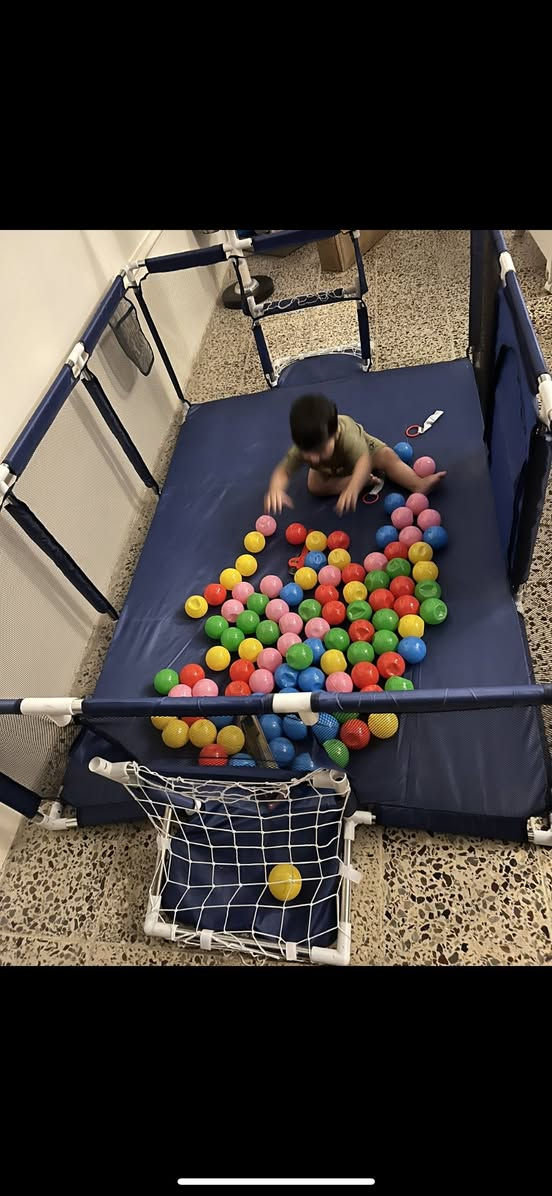 مرحبا اغراض طفل للبيع نظيفات وبيهن الجديد
مكاني بغداد


**إذا كنت صاحب هذا الإعلان وتريد حذفه لأي سبب، رجاءا أرسل رسالة إلى الدعم الفني**